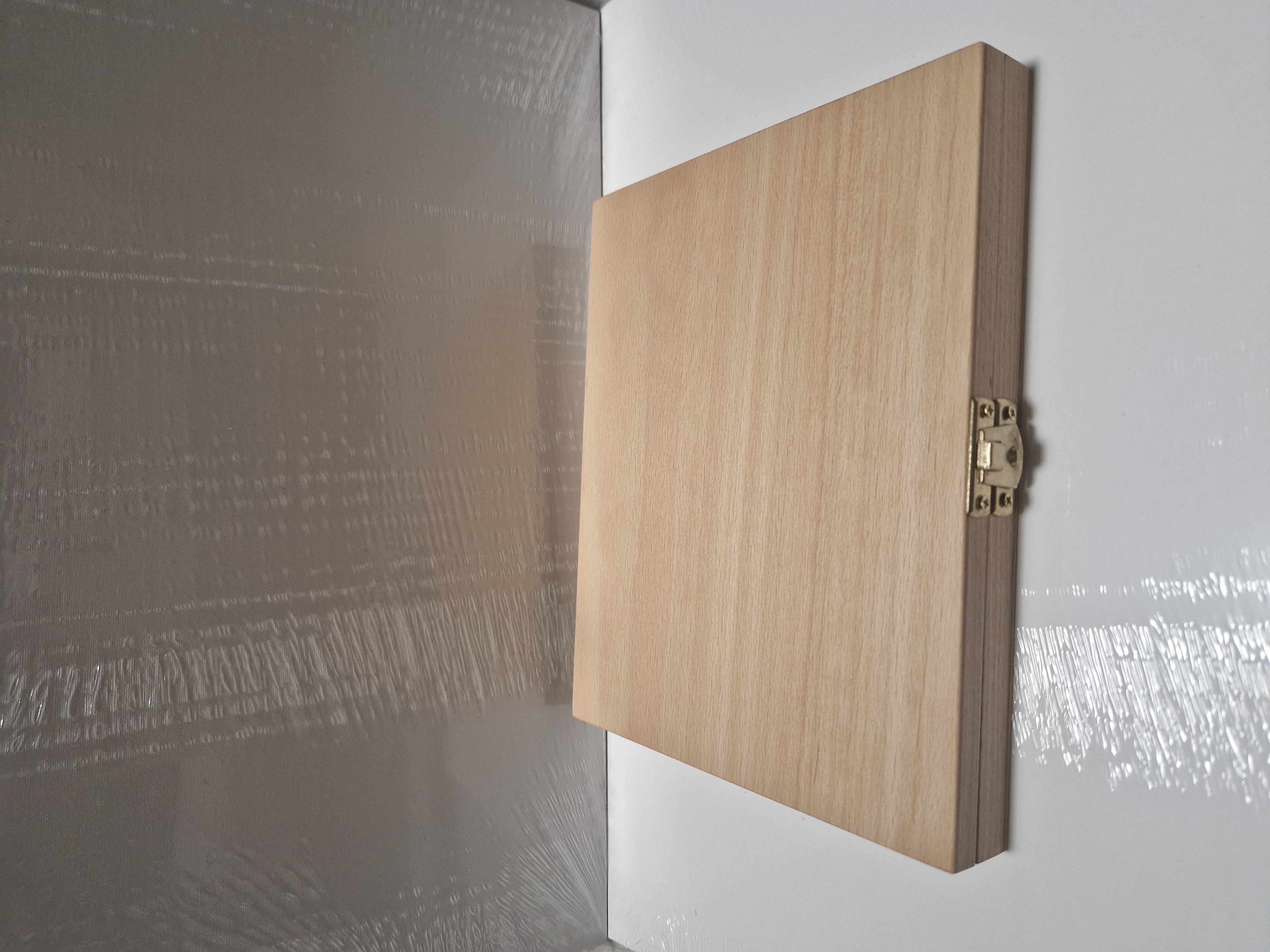 Kovový obal na akvarelové farby Umton