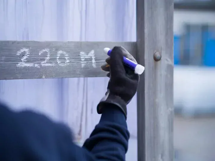 Voskový popisovač SOLID MARKER SAKURA - nezmazateľný