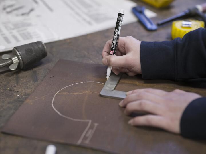 Permanentná fixka - biela