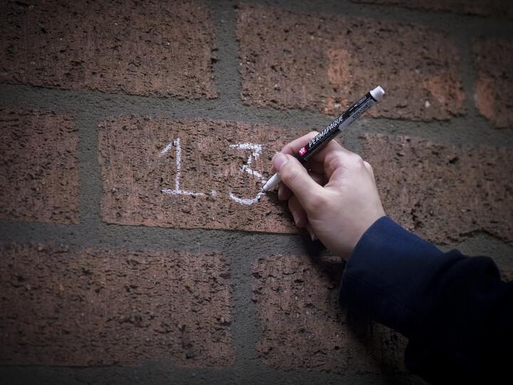 Permanentná fixka - biela