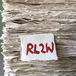 Bavlnený papier 35 x 70cm Khadi, zrnitý, 320g, 1ks