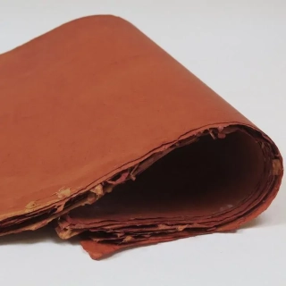 Papier 40 x 55cm Khadi SUNN HEMP pomegranate, 100g/m2, 1ks