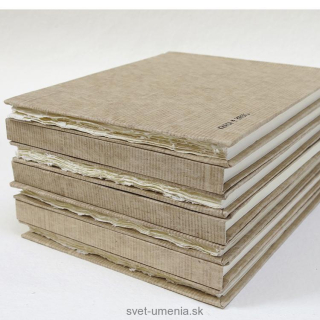 Skicár  21 x 25 cm Khadi HARDBACK, zrnitý, 210g, 32 strán